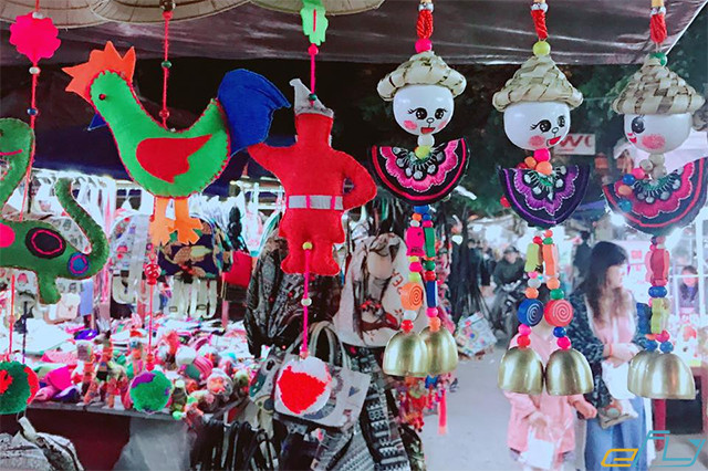 Khám phá chợ đêm tại Hội An