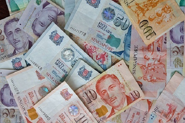 Đi du lịch Singapore nên sử dụng loại tiền gì