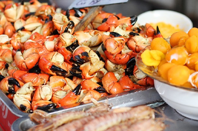 Du lịch Quan Lạn ăn gì: 10 đặc sản chỉ cần thử là mê