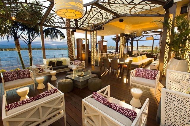 Review danh sách khách sạn gần sân bay ở California