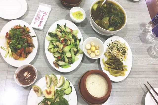 Săn lùng những quán ăn trưa ở Quảng Trị đáng để ghé qua nhất