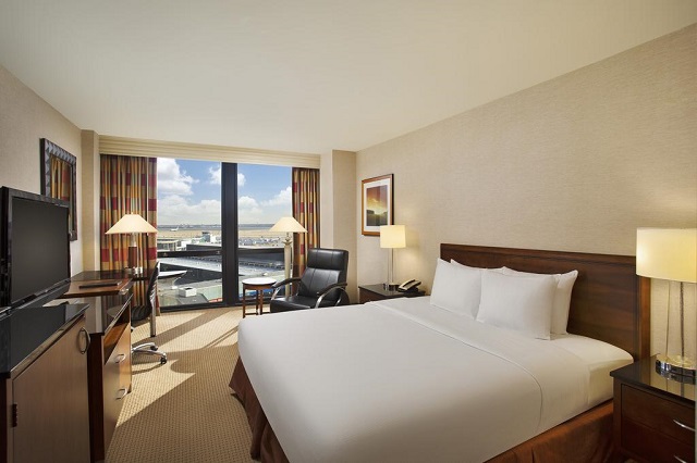 Top 10 khách sạn gần sân bay ở Chicago được ưa chuộng