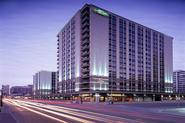 Top 10 khách sạn ở Toronto được du khách lựa chọn nhiều nhất