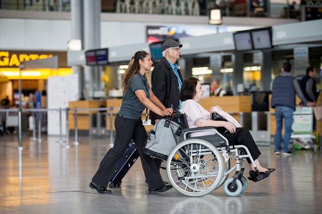 Dịch vụ hỗ trợ dành cho hành khách khuyết tật của Qatar Airways gồm có những gì