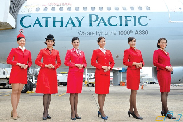 Đồng phục tiếp viên Cathay Pacific