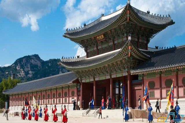 Khám phá cung điện Gyeongbokgung